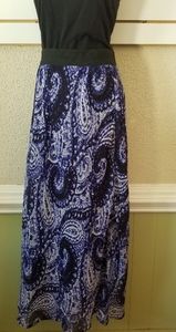 🐢 For Cynthia paisley print maxi skirt sz S
